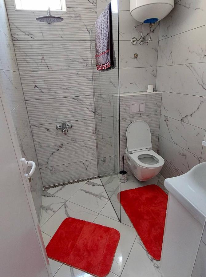 Apartmani Jovan Ulcinj Exterior photo